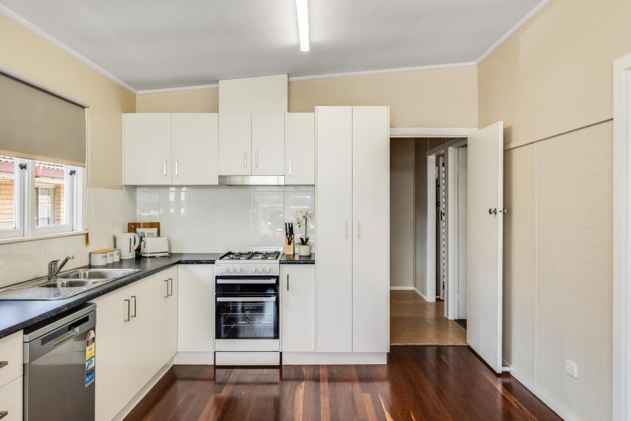 Light & Bright! 3 Bedroom Cottage, East Toowoomba! Luaran gambar