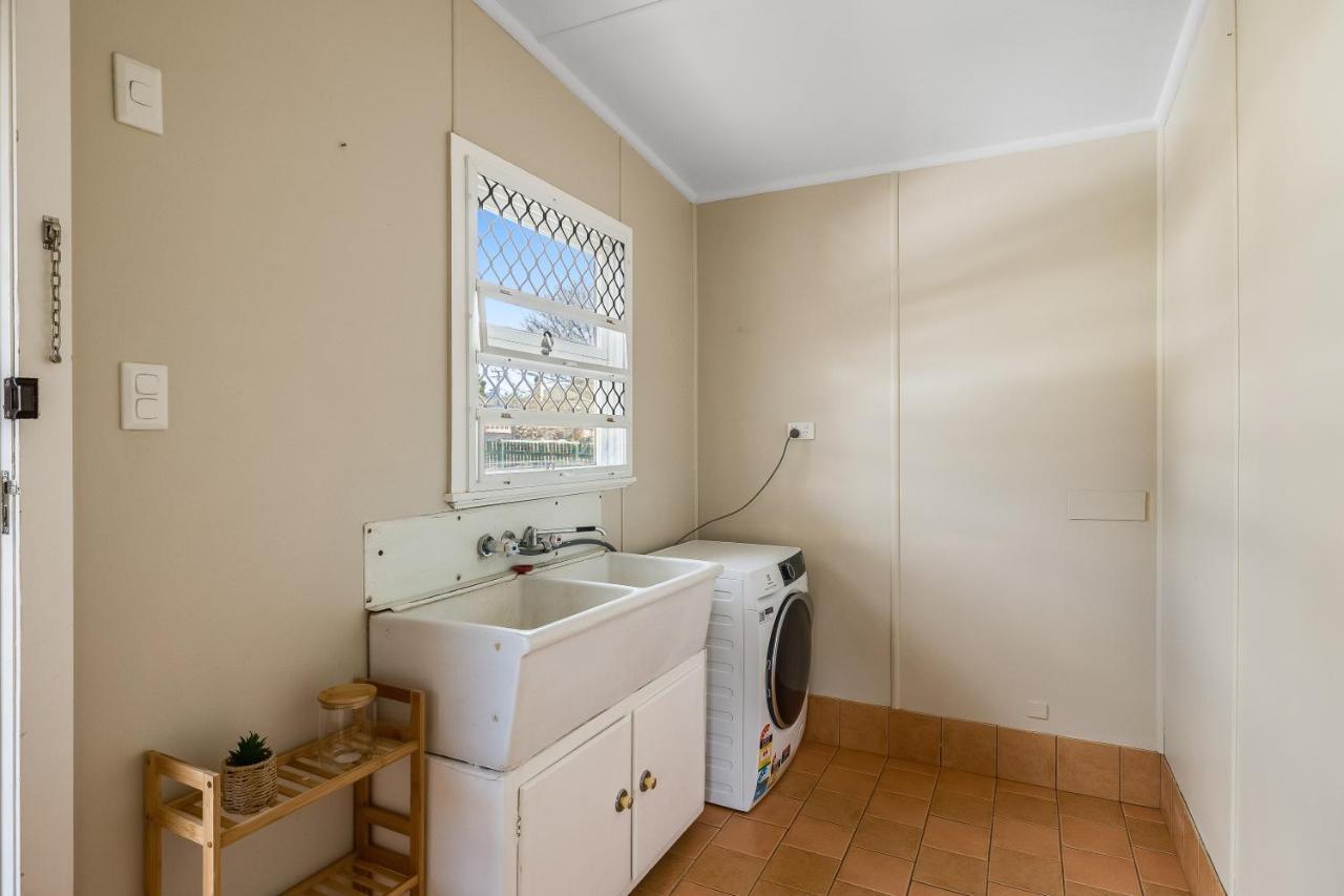 Light & Bright! 3 Bedroom Cottage, East Toowoomba! Luaran gambar